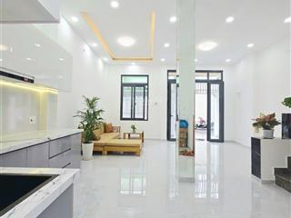 Nhà 3 tầng đẹp  50m2  4pn  3wc  bình trưng đông q2  gần bv lê văn thịnh  6.7 tỷ
