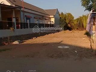 Còn chủ gửi bán lô đất gần trường thcs hiệp phước , diên tích 100m2 giá bán 680tr.