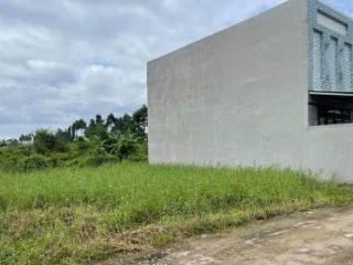 Cần xoay vốn ra nhanh lô đất gần chợ phú lạc , bình chánh , 120m2 đất đã có sổ, 780tr.