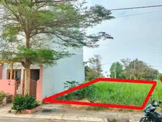 Bán đất cách thcs tân túc, bình chánh cách chợ bán kính 1km, sổ hồng riêng, giá đang tốt