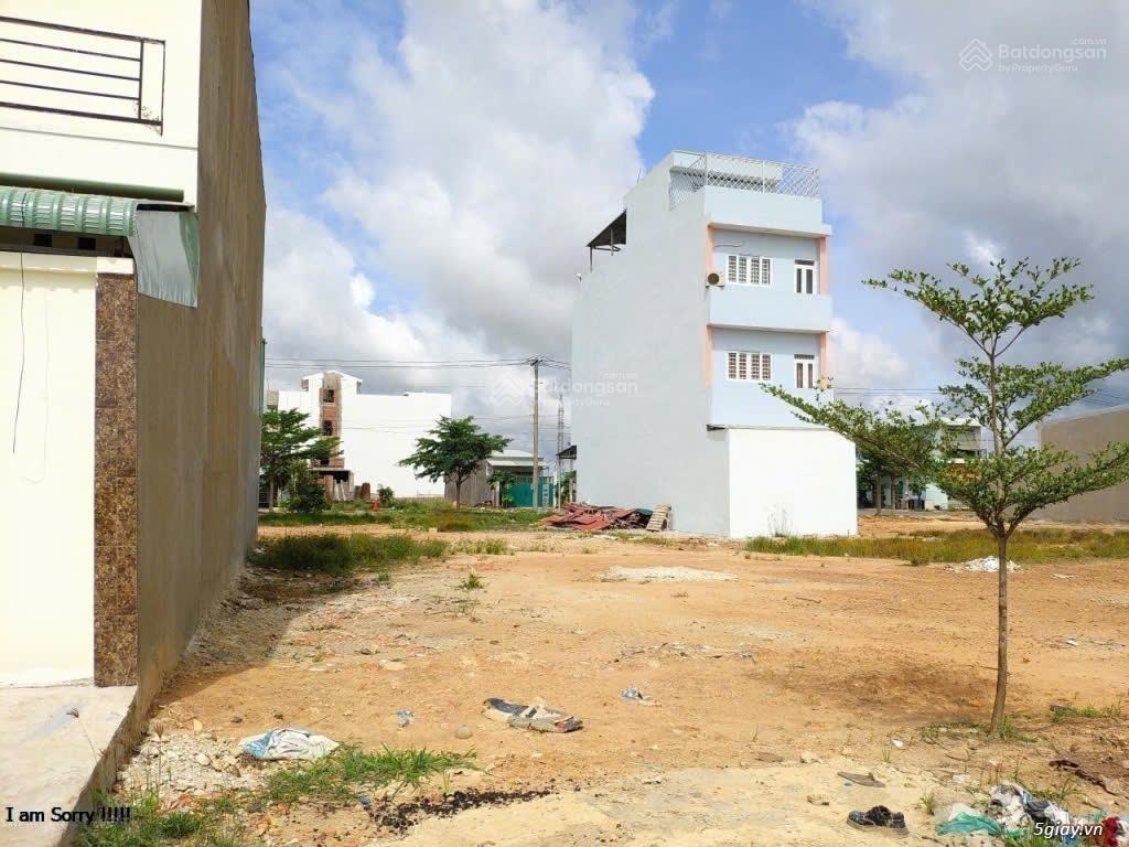 Chú 4 nhờ gửi bán giúp 2 nền đất kế thcs nguyễn văn chính, phước lý , 165 thổ cư , sổ riêng.