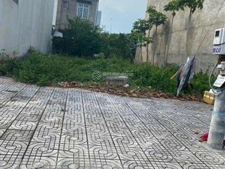 Bán đất p5, tp trà vinh , mặt tiền hùng vương chỉ 580tr , mặt tiền lộ rộng kinh doanh , sổ riêng.