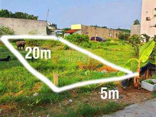 Lô đất ngay ngã tư chợ trạm, cần giuộc, long an. cách hồ chí minh 30 phút di chuyển