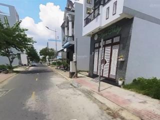 Chính chủ bán gấp 100m2/890tr. tại p2 , mỹ tho, tiền giang . xây dựng 100% , pháp lí đầy đủ.