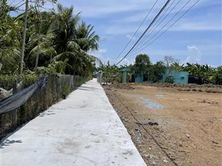 Tôi cần bán lô đất 160m2 320tr bớt nhẹ lấy lộc, đất đô thị, thổ cư 100% , sỗ sẵn, 20m mtd ql50.
