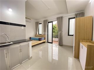 Căn hộ dịch vụ ban công to mới 100% ở kdc trung sơn