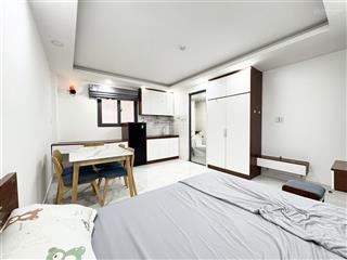 Căn hộ dịch vụ cửa sổ trời ngay đường trần hưng đạo q5