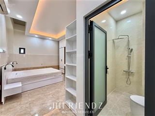 Chdv cao cấp mới 100%  thang máy  trung tâm quận 5 sát quận 1