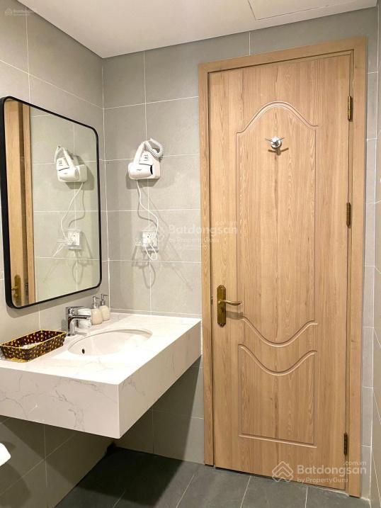 Cho thuê phân khu đảo dừa nhà 2 tầng phong cách nghỉ dưỡng, sát hồ trung tâm