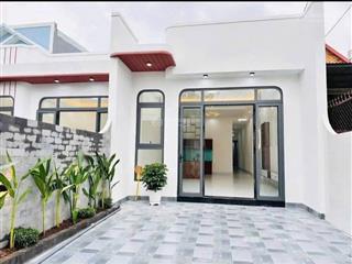 Bán nhà cấp 4 mới xây ngay trung tâm biên hoà hướng đi kdl bửu long cho anh chi tài chính 300tr.