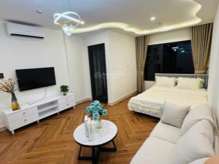 Trần thuỷ 0964 056 ***. cho thuê căn hộ studio full đồ, nhà mới, đồ đẹp