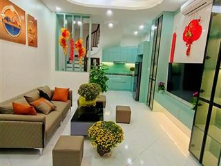 Thịnh quang nhà đẹp gần phố full nt sang trọng, vị trí vip, qh ổn định. dt34m 5t mt 7m giá 6,85 tỷ