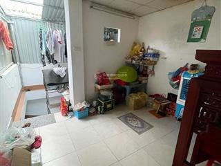 Giá đầu tư, ngõ nông thông 40m ra mặt phố, tiện ích ngập tràn. dt 28m2 4t mt 3.2m giá 4,3 tỷ có tl