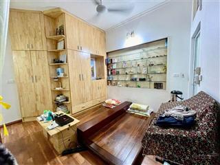 Mặt ngõ thông gần phố 20m ra ôtô tránh, nhà dân xây tặng nt. dt 20m2 sổ 4t mt 3.1m giá chào 4,75 tỷ