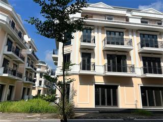 Bán căn shophouse liền kề 9,6 tỉ lô góc 2 căn thông nhau diện tích 168m2, 4 tầng 480 m2 sàn