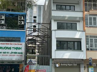 Mặt tiền đ. 3/2. dt 4x14,2m không lộ giới, 3 tầng mới đẹp. hđt 60tr/tháng  giá chỉ 22 tỷ