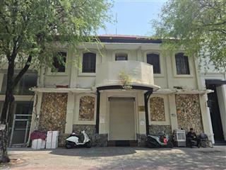 Mt thi sách 370 tỷ  siêu phẩm khan hiếm ngay lõi trung tâm quận 1