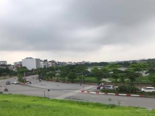 Bán đất  ngọc thuỵ long biên dt 340m2 lô góc  oto đỗ cửa cách đường hồng tiến 300m view thoáng kd