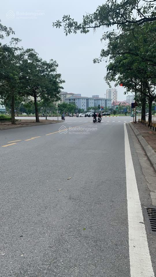 Bán đất phố kẻ tạnh  giang biên  long biên  288m2*mt 11m ngõ ô tô tải vào tận đất kd sầm uất