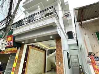 Siêu dẻ, mặt phố yên bình  yên nghĩa, lô góc, kinh doang, 35m  5 tầng  mt 4.2m  6..5 tỷ