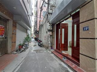 Nhà đẹp ở ngay, ngỗ thông, oto qua nhà. 30m  5 tầng  mt 6m  giá 6.85 tỷ