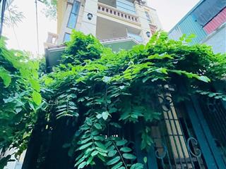 Siêu dẻ và đẹp  trích sài  tây hồ. lô góc 3 thoáng, kinh doanh. 92m 5 tầng  mt 17m  16 tỷ