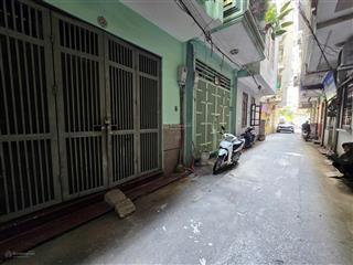 Hoa hậu  trung kính  cầu giấy, ô tô tránh, gần phố, kinh doanh. 45m  5 tầng  mt 4.2m  15.5 tỷ