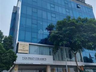 Siêu vip  đường láng  đống đa. 700tr/ tháng, 2 thang máy. 242m  12t  mt 22m  giá 260 tỷ