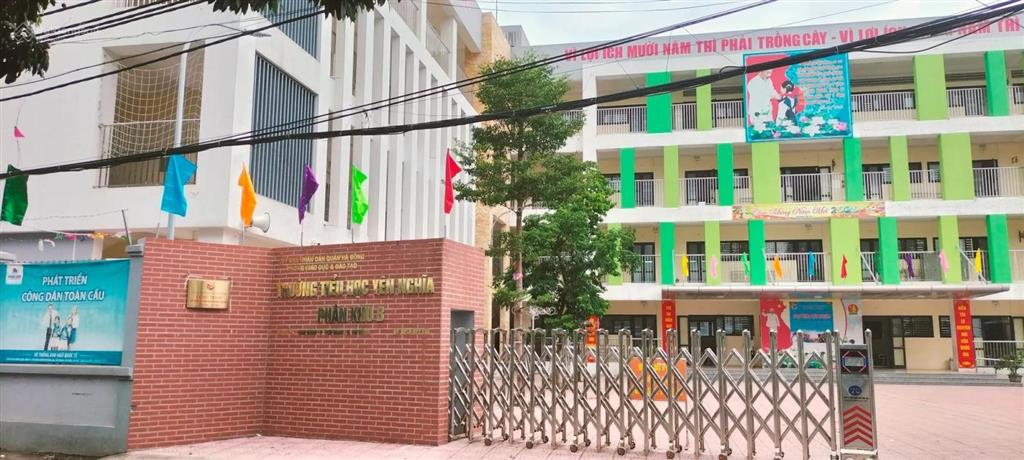 Siêu phẩm phân lô  oto đỗ cửa  hoà bình  yên nghĩa  hà đông. 45m  mt 3.5m  2.35 tỷ