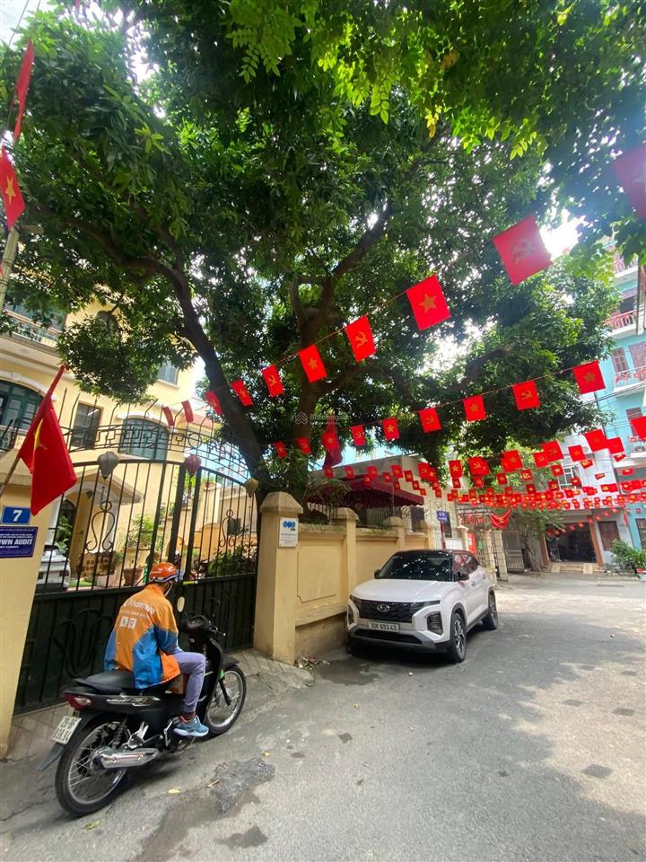 Siêu phẩm  giá đt  trương định  hoàng mai, oto tránh, vị trí đắc địa 305m, 4t, mt 11m, 105 tỷ