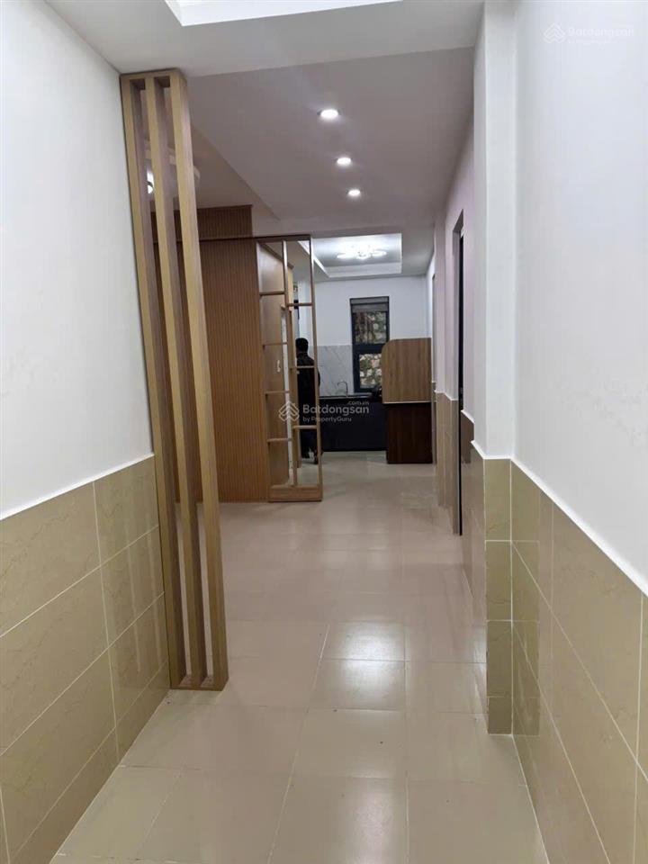 Bán tầng trệt chung cư ngô quyền 2,3 tỷ nhà mới sổ hồng riêng sang tên