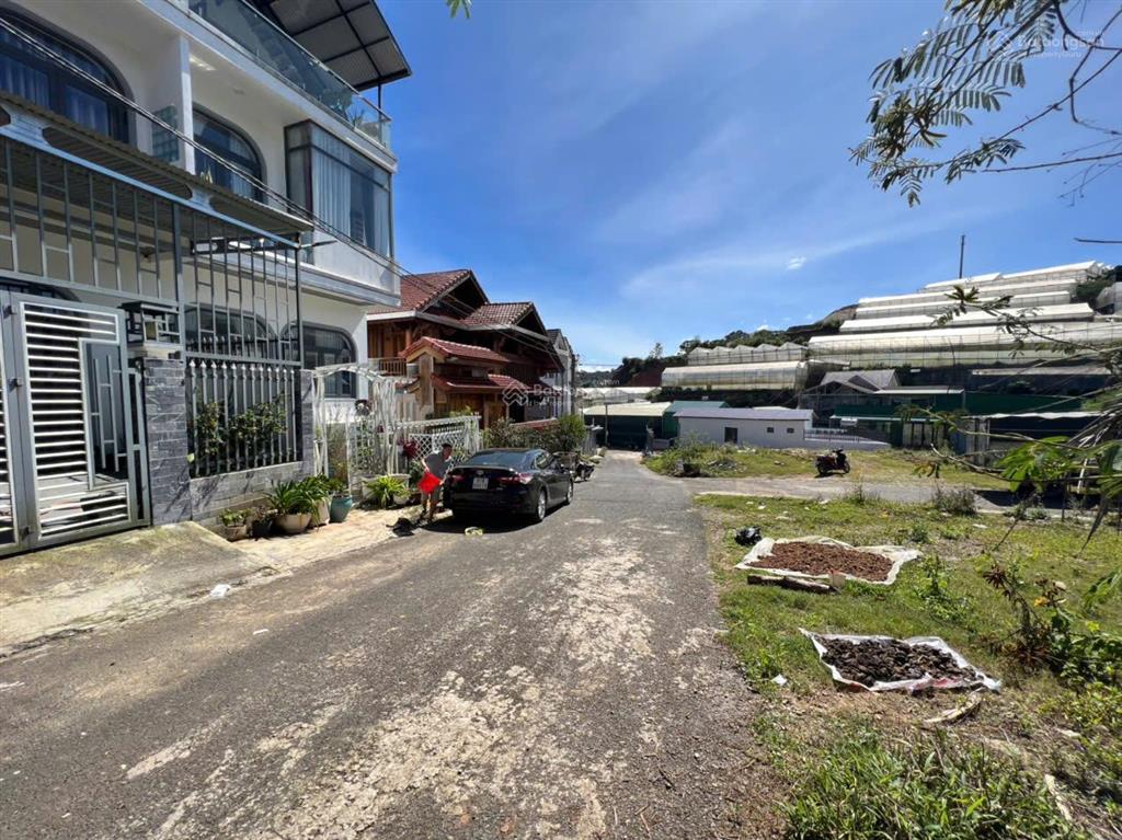 Bán lô góc 2 mặt tiền đa phú vị trí đẹp giá cực tốt chỉ 6,6 tỷ thương lượng