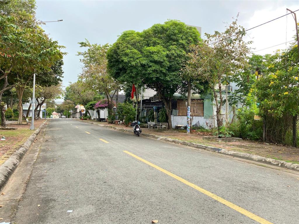 Bán lô đất đẹp view công viên trung tâm phường long tâm, tp. bà rịa.