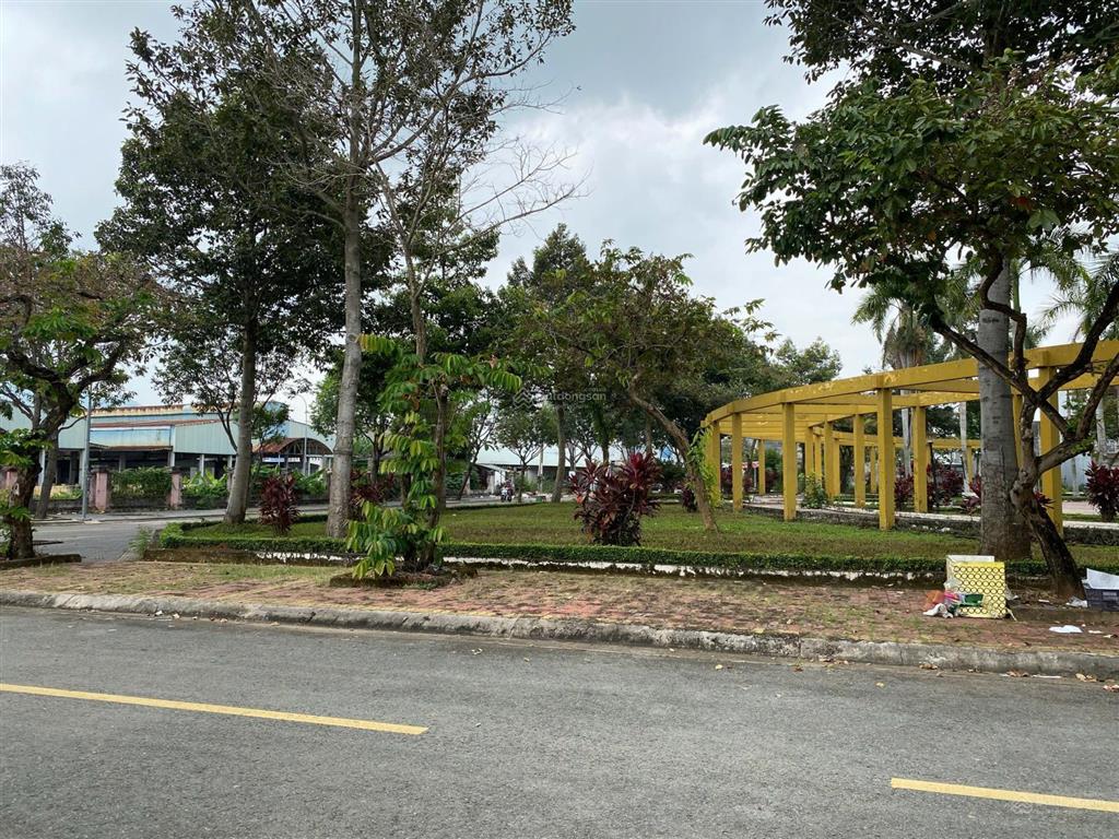 Bán lô đất đẹp view công viên trung tâm phường long tâm, tp. bà rịa.