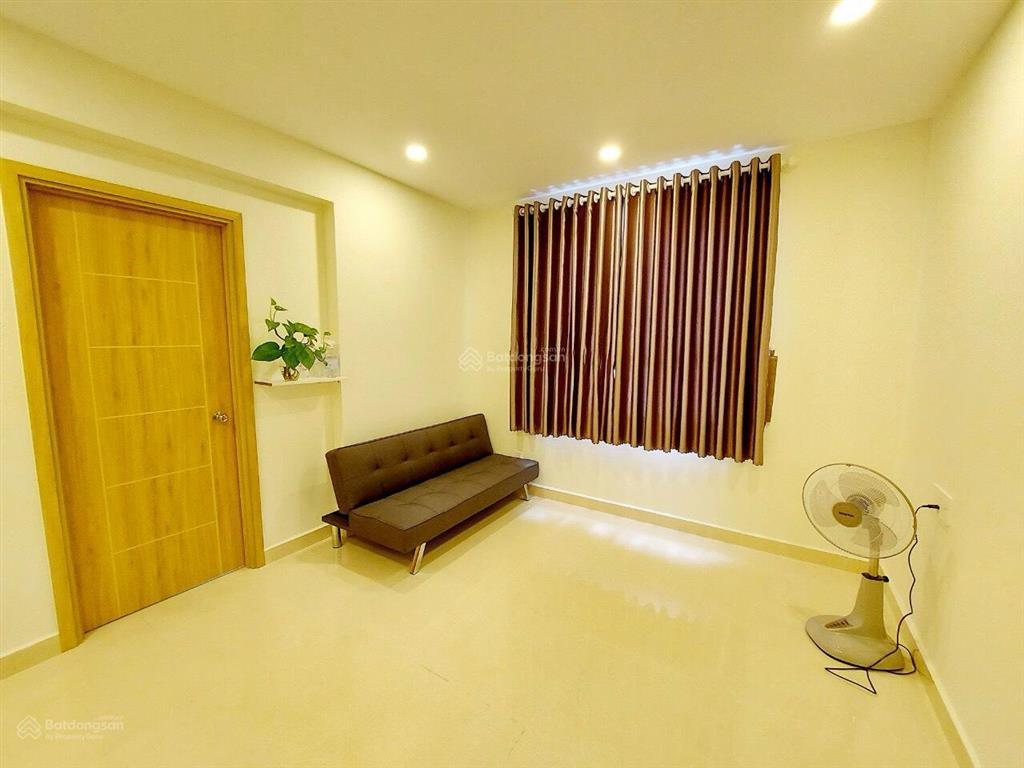 Bán căn palace 57m giá chỉ 2,01 tỷ bao thuế phí nhà sạch sẽ