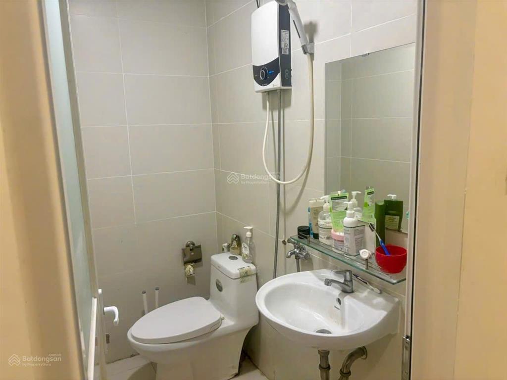 Hàng thật giá thật nhà có sẵn nt 62m2 2pn2wc gía 2,490 tỷ bao thuế phí