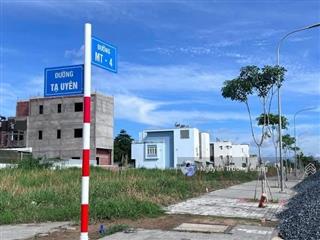 Sang gấp lô đất 900tr mtđ. tạ uyên, phường 1, gần vincom plaza cà mau, dt 120m2. shr. đất thổ cư.