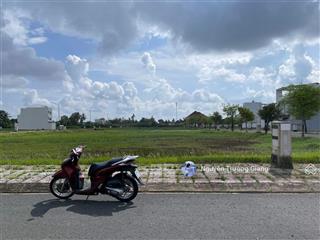 Ra đi nhanh lô đất đẹp đ. 23/8, phường 8, gần co.op mart bạc liêu. giá 700tr/120m2.sổ sẵn. full thổ