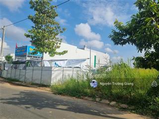 Cần vốn kinh doanh bán đất 700tr phan đình giót, phường 6, gần co.op mart sóc trăng. dt 120m2. shr.