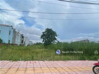 Bán lỗ đất 700tr đ. lâm quang ky, an hoà, rạch giá, gần bv đa khoa tỉnh kiên giang, 120m2. shr.