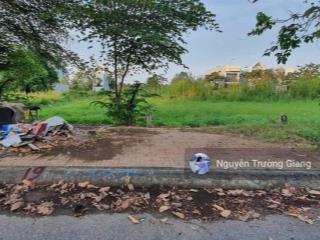Kẹt vốn cần bán đất đ. nguyễn ái quốc, gần trung tâm gdtx long mỹ, hậu giang, 120m2. shr
