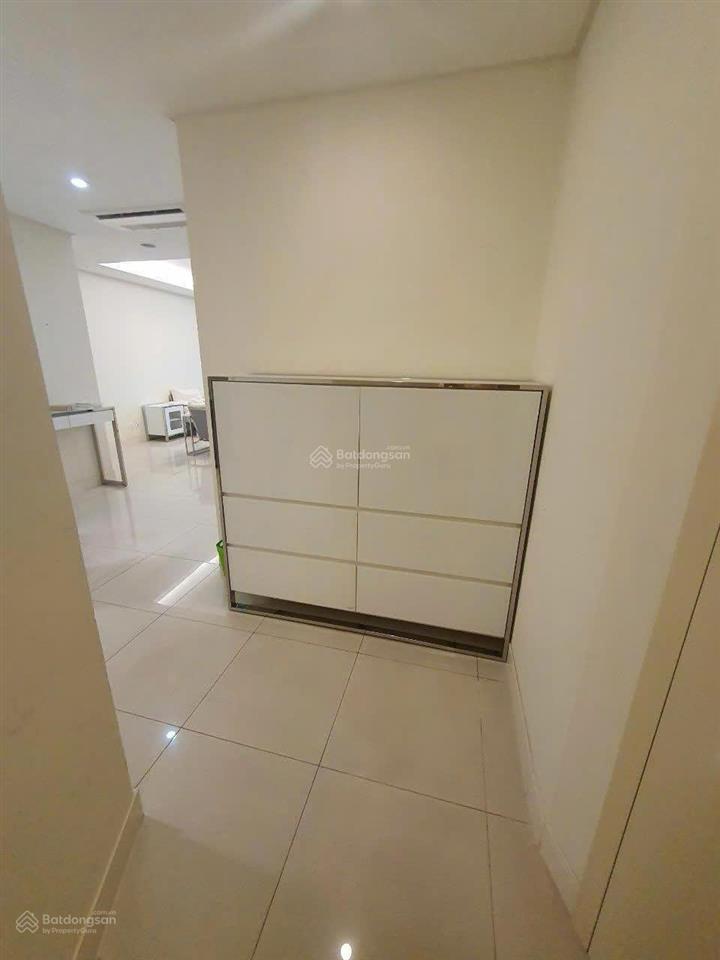 Chính chủ cần bán căn hộ 160m2 tại keangnam 72 landmark full đồ nt. 0983 051 ***
