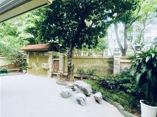 Bán biệt thự bán đảo linh đàm 276m², 4 tầng, nội thất cao cấp, gara ô tô, gần hồ, sổ đỏ đẹp 8xx tỷ