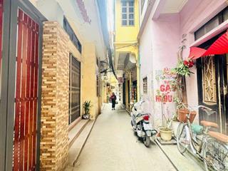 Cần bán gấp căn nhà thụy phương  5m ô tô tránh  10m ra mặt phố  nhà mới đầy đủ tiện nghi
