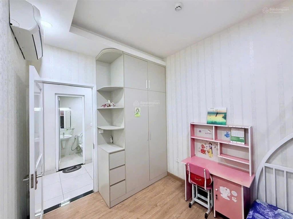 Cho thuê căn moonlight baulevard.510 kính duong vương. 2pn chỉ 10tr.