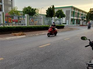 Bán đất lệ chi  gia lâm  2 thoáng  dân thân thiện  hiếm  an ninh cực tốt  ở sướng  2,16 tỷ.