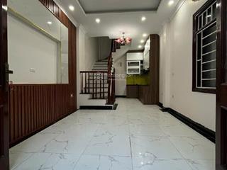 Hà trì 1. nhà đẹp ở ngay full nội thất ngõ nông ô tô qua cổng. khu dân cư đông đúc dân trí cao