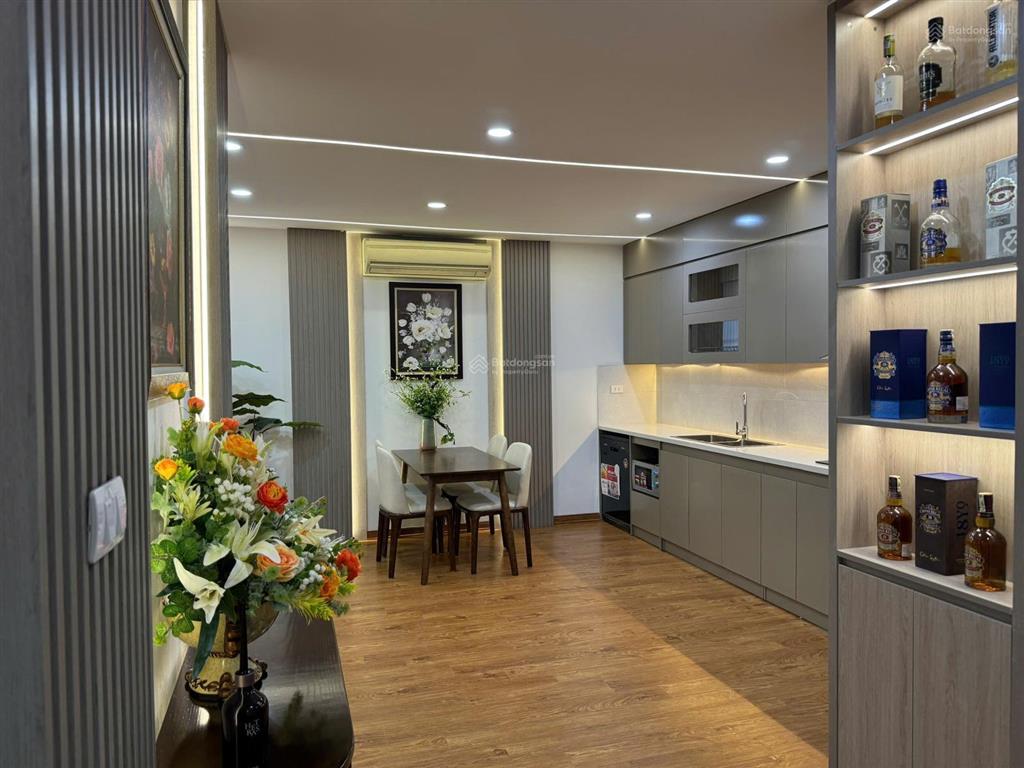 Ảnh + giá thật bán căn 102,2m2(3n)nội thất đủ, có slot ô tô giá 8,7 tỷ tại hapulico vũ trọng phụng