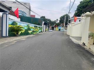 Đất đẹp 330m2/240m2 tc giá hơn 10 triệu/m2