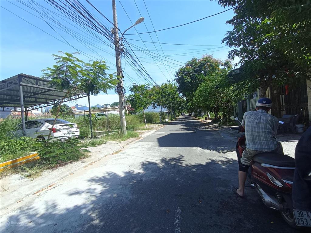 Bán đất gần bãi tắm tân trà đà nẵng giá chỉ 42 triệu/m2 rẻ nhất đà nẵng